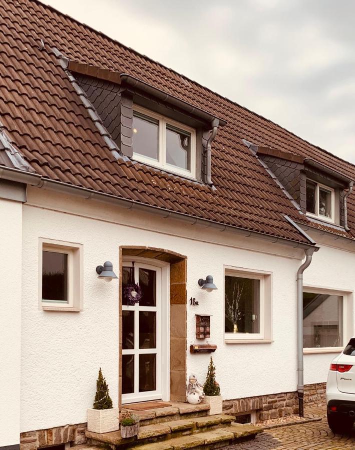 Souterrain Mit Separatem Eingang Und Bad